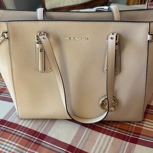 Michael Kors Light PinkTote Bag